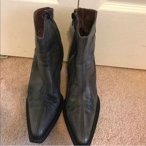 Western boots bundle, Gray, Purple, Tan and White